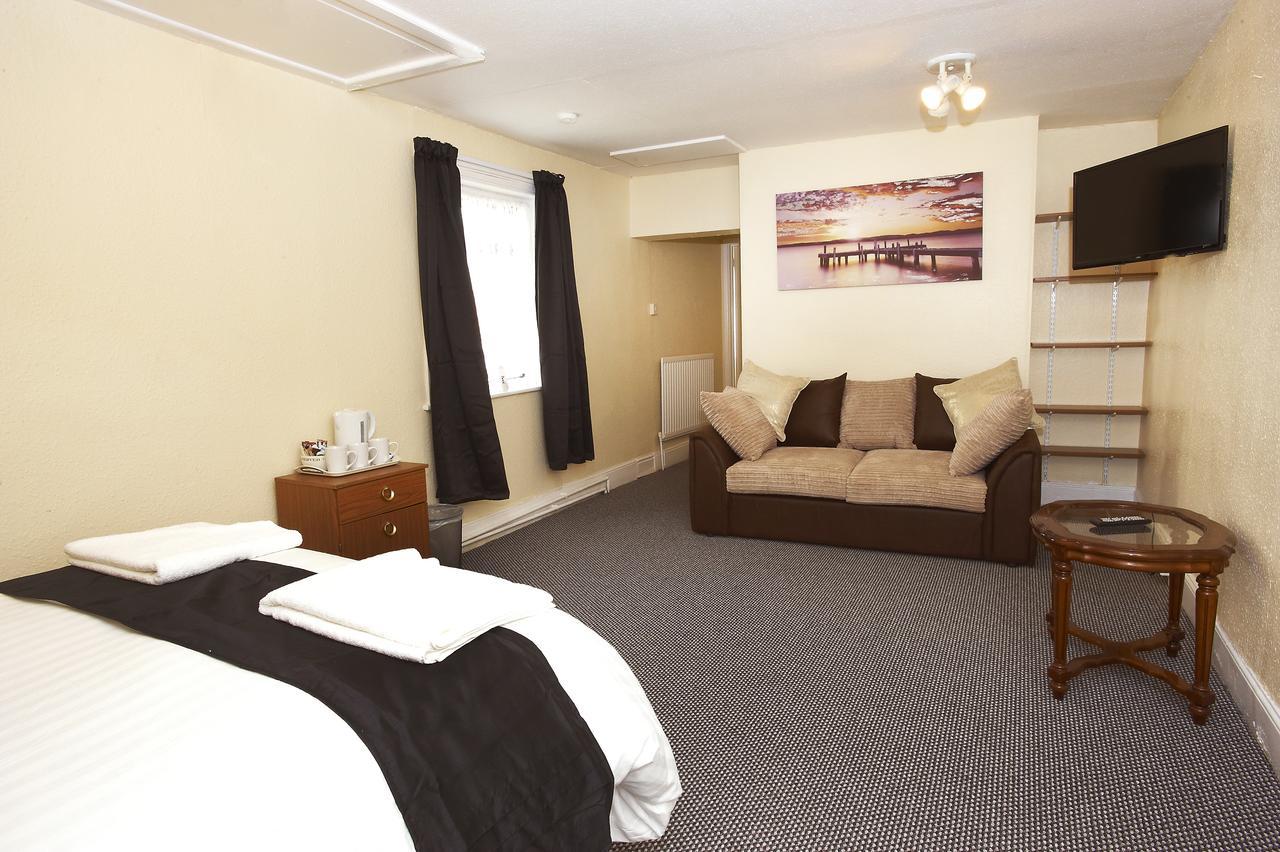 The Black Swan Inn Leominster Esterno foto