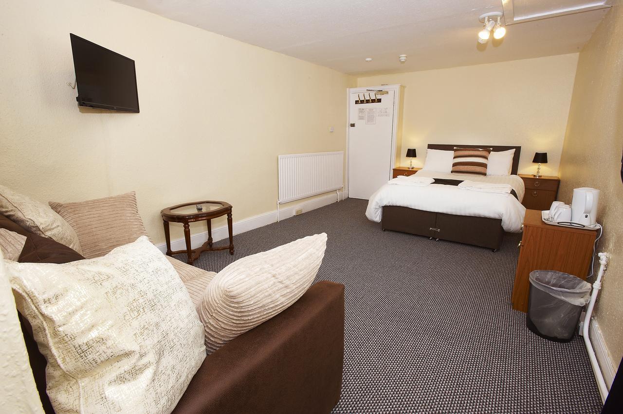 The Black Swan Inn Leominster Esterno foto