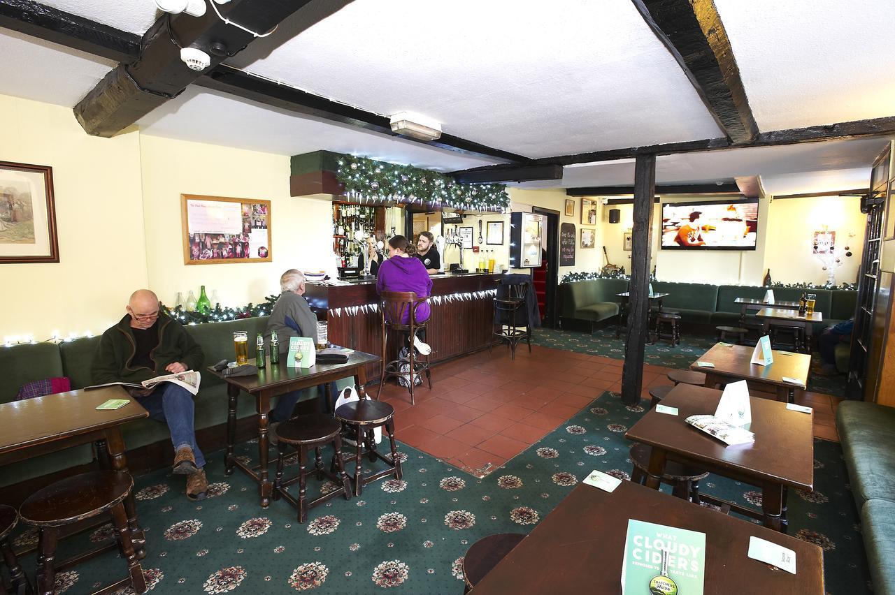 The Black Swan Inn Leominster Esterno foto